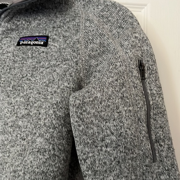 PATAGONIA gray fleece sweater - Picture 3 of 4